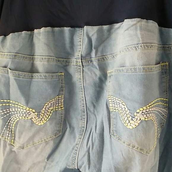 Maternity Jeans - Picture 2 of 2